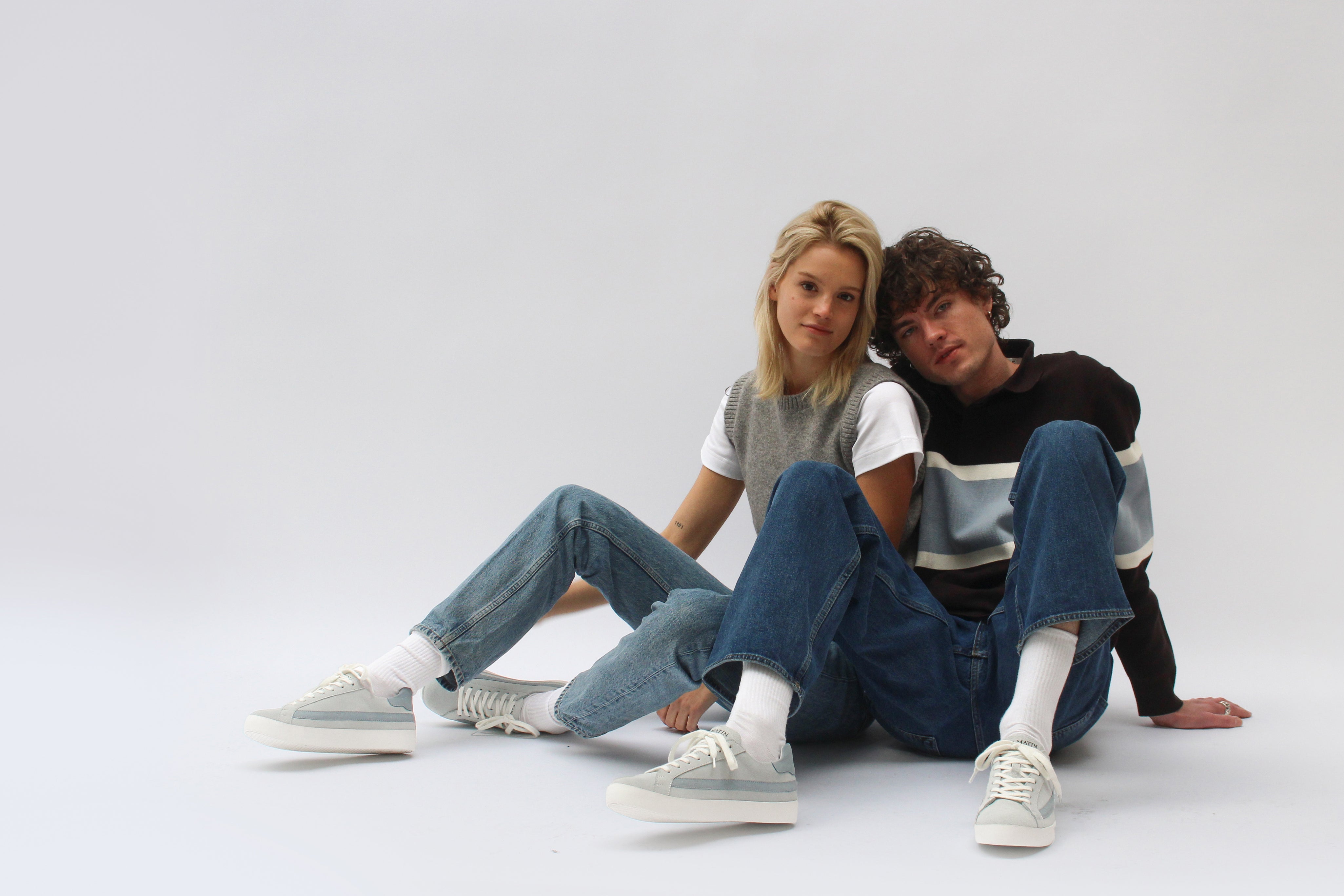 OLYMPUS LOWTOPS