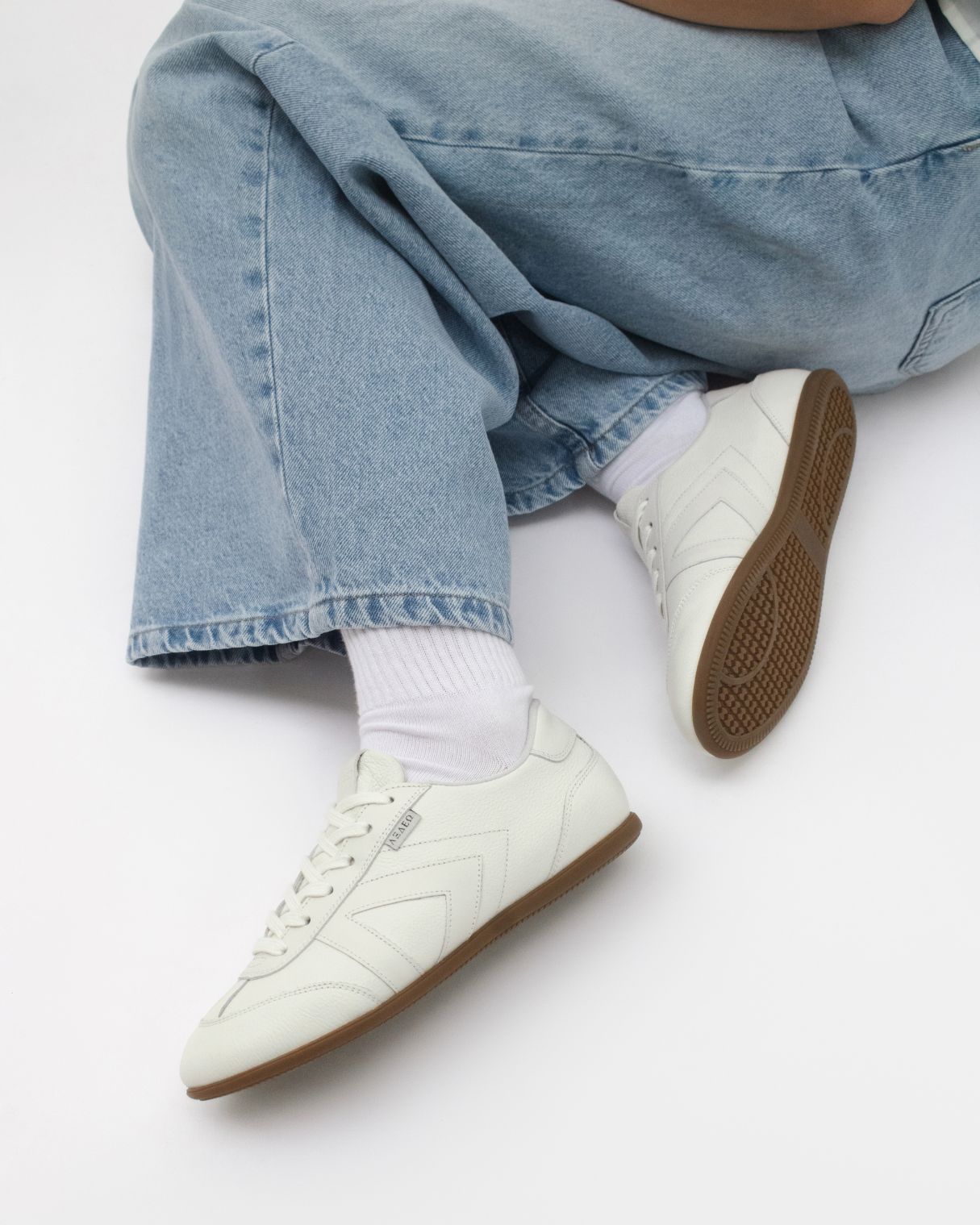 Iris Low Top Trainers - Stone Pebbled Leather
