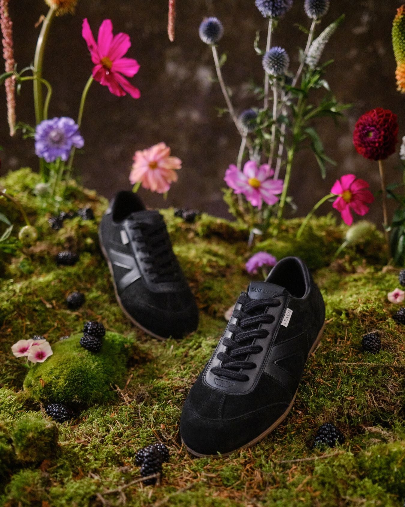 Iris Low Top Trainers - Black Suede & Leather